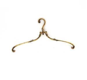 Percha de latón de lujo para guardar ropa en armarios de alta gama, acabado pulido resistente al óxido. - Product Image 1