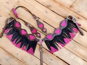 Bling Pink Hearts Juego de sillín inglés de cuero genuino ligero Incluye sillines de placa de pecho Headstall Seasonal Western - Product Image 2