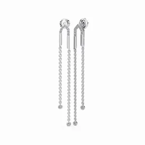 Boucles d'oreilles pendantes en diamant de luxe au design tendance en or blanc 18 carats, 20 pierres de diamant, en vente pour l'exportation - Product Image 4