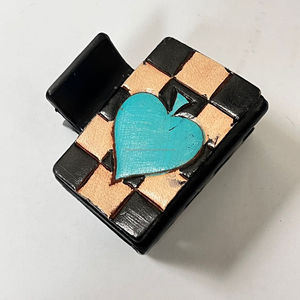 New Fashionable Hand Tooled Real Cowhide Leather Hair <b>Claw</b> <b>Clip</b> Designer Heart Pattern Wholesale Hair Accessories for Women's - Product Image 4