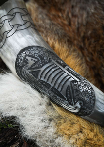 Copa de Cuerno Vikinga de Primera Calidad, Taza de Cerveza de Cuerno de Buey Natural con Soporte de Cuero Ajustable, Vajilla Medieval para Banquetes - Product Image 2
