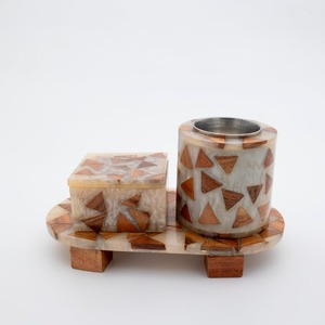 Quemador de incienso Mubkhar de resina y madera hecho a mano, con soporte acrílico, estilo árabe, difusor aromático decorativo. - Product Image 1