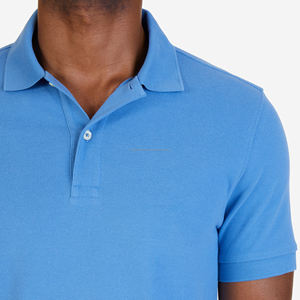 Vente en gros de t-shirts pour hommes à manches courtes en jersey uni, personnalisables avec impression et broderie de logo - Product Image 1