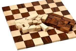 Jeu d'échecs minimaliste reproduit en bois de Sheesham et de buis, avec un roi de 2,79 pouces, au meilleur prix - Product Image 3