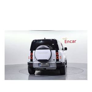 Land Rover Defender 110 D240 SE Modelo Diciembre 2020 con 70,596 km, Caja de Cambios Automática, Volante a la Izquierda, Combustible Diésel - Product Image 4