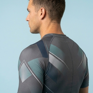 Custom Men Compression Sports Shirt Half Sleeve Lightweight Gym Fitness Training Athletic Performance Wear - Product Image 3