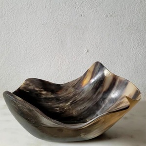Cuenco de cuerno pulido de alta demanda, hecho a mano, decorativo, para centro de mesa, para servir aperitivos en fiestas - Product Image 3