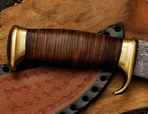 Cuchillo de Caza Fijo de Acero al Carbono de Excelente Calidad, Modelo Dundee Bowie, para Camping, Supervivencia al Aire Libre, con Hoja Recta y Punta Caída, con Funda de Cuero - Product Image 3