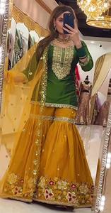 Lancement d'un nouveau look de soirée de créateur : haut, sharara, palazzo et dupatta - Product Image 3
