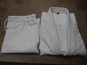 Kimonos de compétition BJJ et uniformes d'académie 350-450 GSM en tissu perlé et coton Ripstop – Kimono de Jiu-Jitsu noir haut de gamme - Product Image 4