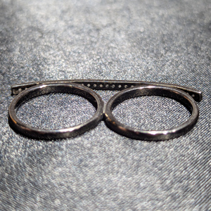 Anillo de Dos Dedos REYES Personalizado de Plata de Ley 925 con Diamantes Naturales para Mujer, Fabricante de Joyería Fina Victoriana - Product Image 4
