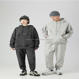Ensemble de survêtements et de sweats à capuche unisexes en polyester/coton léger et respirant, taille plus, avec logo personnalisé, pour les sports d'hiver - Product Image 4