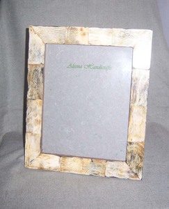 Decoración de Pared Personalizada con Diseño Artístico, Adorno de Cuerno de Búfalo Beige, Incrustaciones de Madera y Acrílico Pulido, Venta al Por Mayor - Product Image 1