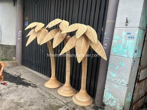 Lámpara de pie con forma de cocotero tejida con ratán natural, una lámpara de pie decorativa para casas y hoteles en estilo de árbol. - Product Image 2