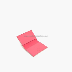 Nueva Funda de Pasaporte de Piel Sintética con Cuentas, Porta Tarjetas Bordado, Hecho a Mano con Lentejuelas, Perlas y Cuentas de Semillas, Botón Personalizado - Product Image 3