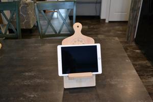 Support de livre de recettes en bois sculpté, réglable, pour comptoir de cuisine, support de tablette, cadeau - Product Image 5