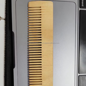 Peine de pelo de madera de Neem Natural del proveedor indio, motivos de animales Feng Shui de estilo cruzado pulidos para uso en viajes domésticos, promovido para - Product Image 1