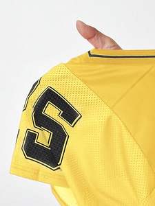 Camiseta Corta de Fútbol de Malla Oversize Personalizada para Mujer con Estampado de Número, Ropa Urbana, Proveedor OEM ODM - Product Image 6