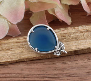 Charmes en chalcédoine aqua naturelle, feuilles, argent sterling 925, bijoux botaniques vintage, collier en pierre bleue, inspiré de la nature, vente en gros - Product Image 5