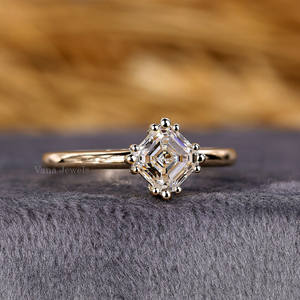 Lab Grown Asscher Cut Solitaire Diamond Anillo de compromiso 10K Oro amarillo sólido Regalo de aniversario de boda simple Certificado IGI - Product Image 1