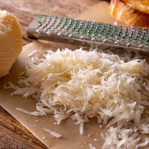 Queso Parmigiano Premium, Queso de Leche de Vaca Curado para Exportación Internacional, Compradores Mayoristas y Suministro Minorista - Product Image 4