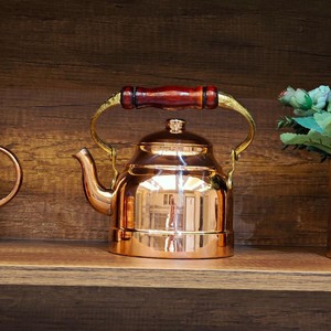 Tetera de cobre con acabado vintage y mango de madera, hervidor de agua para estufa, para uso decorativo en cocina doméstica, tetera de latón para agua caliente - Product Image 3