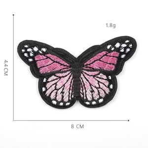 Parche Bordado 3D con Mariposas, Flores y Corazones, Aplique Termoadhesivo para Sombreros y Ropa, Colores y Tamaños Personalizables, PVC - Product Image 3