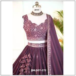 Hermoso Lehenga Choli y Dupatta de Georgette Sintético Pesado con Bordado de Lentejuelas, Proveedor y Exportador Mundial - Product Image 5