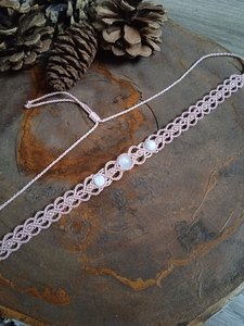 Gargantilla de Macramé con Piedra Lunar Rosa Pastel, Collar Romántico Tejido a Mano con Piedras Preciosas, Joyería Boho Chic - Product Image 2