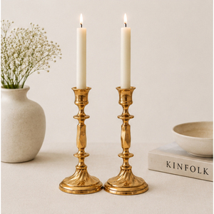 Juego de 2 Portavelas Cónicos de Latón Antiguo Hechos a Mano, Candelabros Dorados Minimalistas Vintage para Centros de Mesa de Boda - Product Image 2