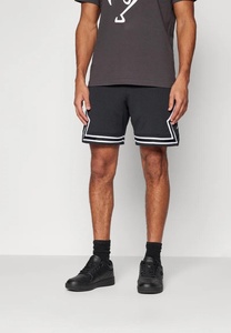 Shorts en maille respirants pour hommes, personnalisables avec logo, prix usine, fabriqués au Pakistan – Collection été décontractée – Offre spéciale - Product Image 3