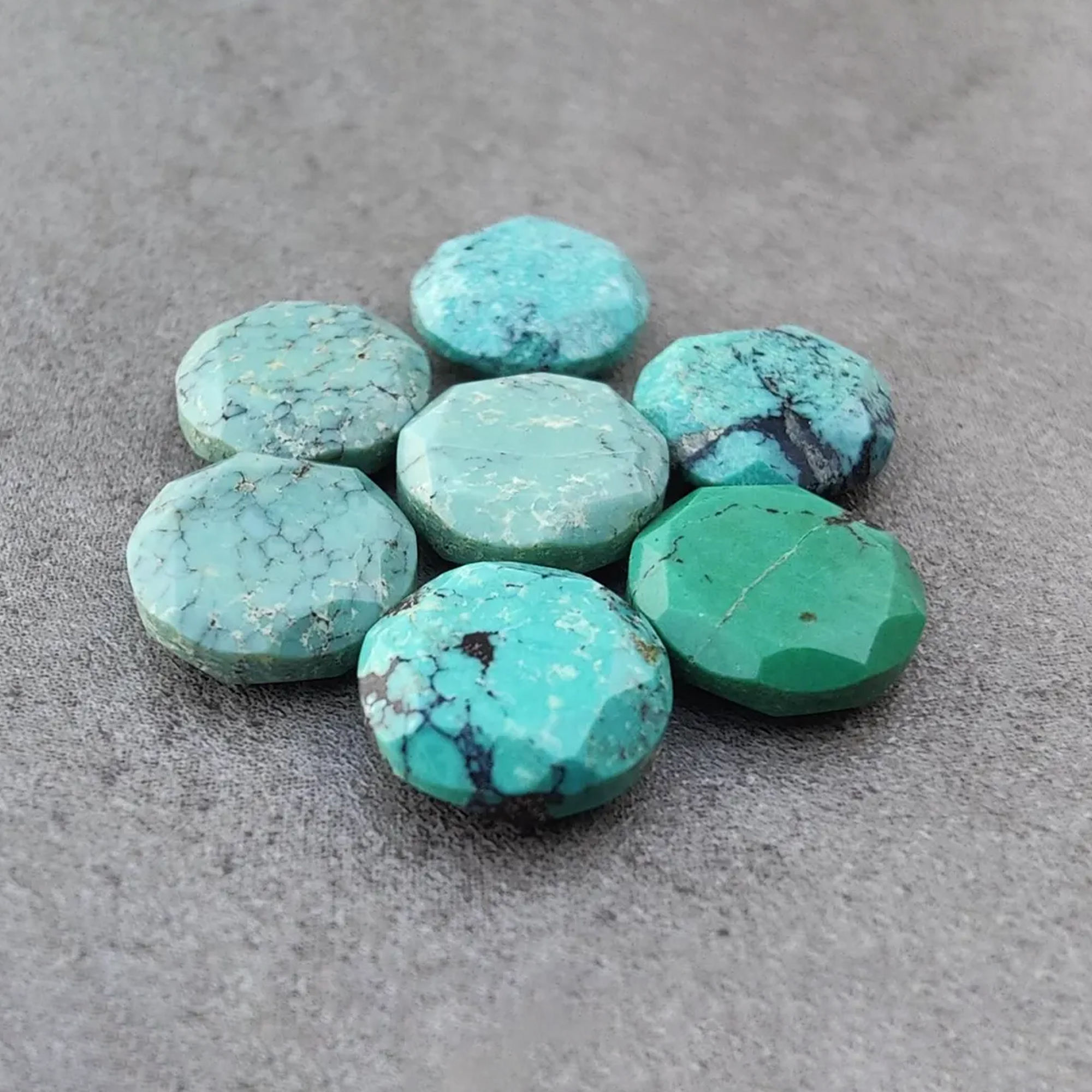 เหมือนในรูป