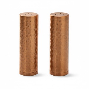 Salero y pimentero modernos de metal martillado con acabado en cobre, elegantes dispensadores de especias para mesa de comedor, venta al por mayor - Product Image 5