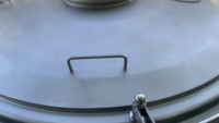 Tamis vibrant à chaud de 1200 mm de qualité alimentaire pour assaisonnements, arômes, épices et sable, avec moteur et pompe comme composants essentiels