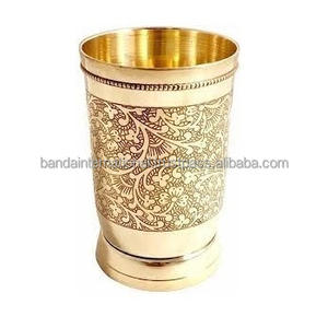 Verre à boire en métal fini polonais et doré avec finition dorée Eau potable en laiton avec doublure Design - Product Image 3