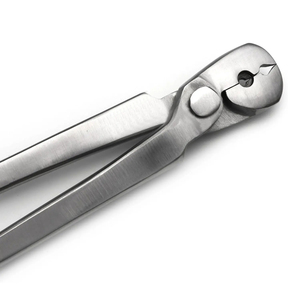 Pince à dégrossir les ongles de fermeuse premium en acier inoxydable forgé, outil pour sabots de cheval, mâchoires affûtées, poignée ergonomique pour usage vétérinaire professionnel CE - Product Image 4