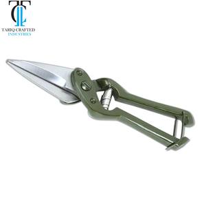 Ciseaux vétérinaires robustes pour le soin des sabots et la coupe des pieds de bétail TARIQ CRAFTED INDUSTRIES - Product Image 1