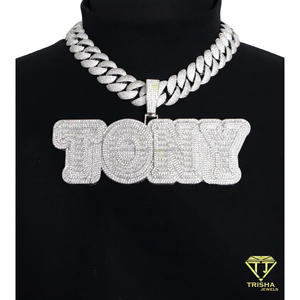 Collar con Colgante de Diamante Cultivado en Laboratorio de Primera Calidad con Nombre Personalizado, Estilo de Letras en Bloque, Adornado con Piedras Brillantes y Cadena Cubana - Product Image 5
