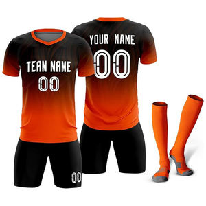Conjunto Deportivo de Fútbol Unisex Personalizable – Diseño Gratuito, Fábrica OEM, Sublimado, Transpirable, 100% Poliéster, Pantalones Cortos de Tallas Grandes - Product Image 5
