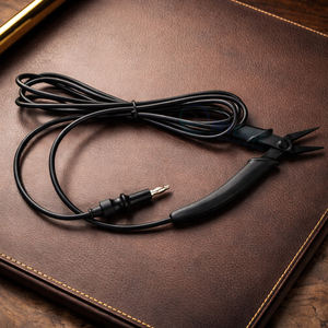 INSTRUMENTS CHIRURGICAUX INTENSES – Pinces à bijoux personnalisées avec logo, en acier inoxydable, poignée antidérapante pour bracelets - Product Image 3