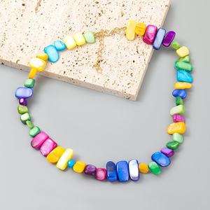 Collier de perles irrégulières en résine faites à la main, multicolores, bijoux de mode, artisanat moulé, pour femmes et filles - Meilleures ventes - Product Image 1