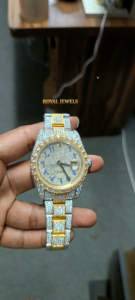 Montre à quartz bicolore avec bracelet en cristal, affichage automatique de la date, cadran rond, bijoux de mode - Product Image 2