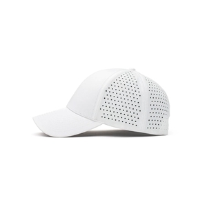 หมวกกอล์ฟระบายอากาศได้ดี ผลิตด้วยเทคโนโลยีเลเซอร์เจาะรู  ทรง 6 แผง  แบบ Snapback  พร้อมโลโก้ยางรูปวงกลม  ปีกโค้ง  รับผลิตแบบ OEM - Product Image 4