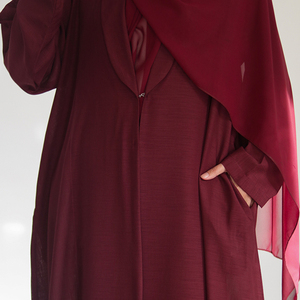 Fabricant d'Abayas sur Mesure pour Femmes - Abaya de Luxe à Col Ouvert avec Développement Rapide des Échantillons et Approvisionnement en Gros - Product Image 4