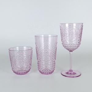 Gobelet en plastique acrylique coloré gaufré - Product Image 2