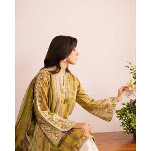 Conjunto de Traje de Fiesta para Mujer de Diseñador, Elegante Top y Salwar con Dupatta - Product Image 3