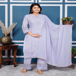 Elegante Conjunto de Kurta Tradicional de Algodón Lavanda para Mujer con Bordado Schiffli y Dupatta Suave para Bodas y Diwali, Ropa Étnica - Product Image 2