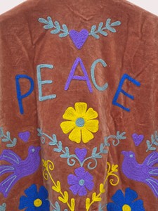 Chaqueta de Terciopelo Bordada a Mano con Cuello Mandarín, Manga Larga, Diseño Floral, Estilo Blusón para Mujer, Invierno - Product Image 4