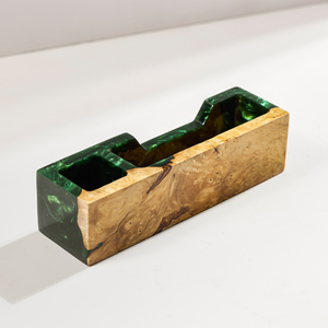 Portaplumas de resina epoxi con diseño de teclas de teclado, Portaplumas de resina con diseño de madera, Decoración artística de resina y madera, Regalo de aniversario, Portaplumas de resina verde, Regalo hecho a mano - Product Image 3