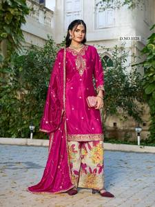 Traje Chinon de talla única con pantalón palazzo cosido, adornado con cordón y lentejuelas - Product Image 6